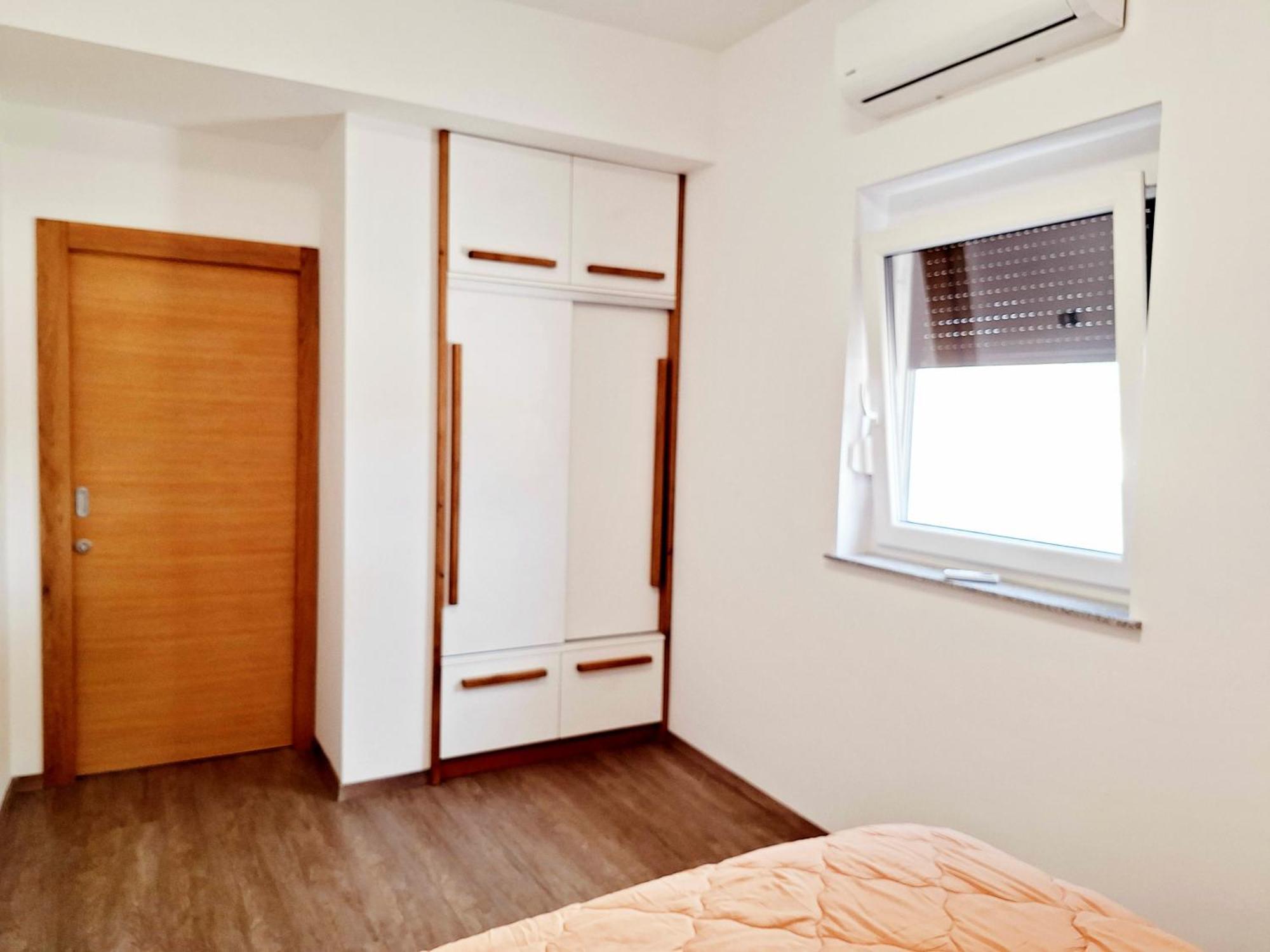 Apartments Roko Изола Екстериор снимка