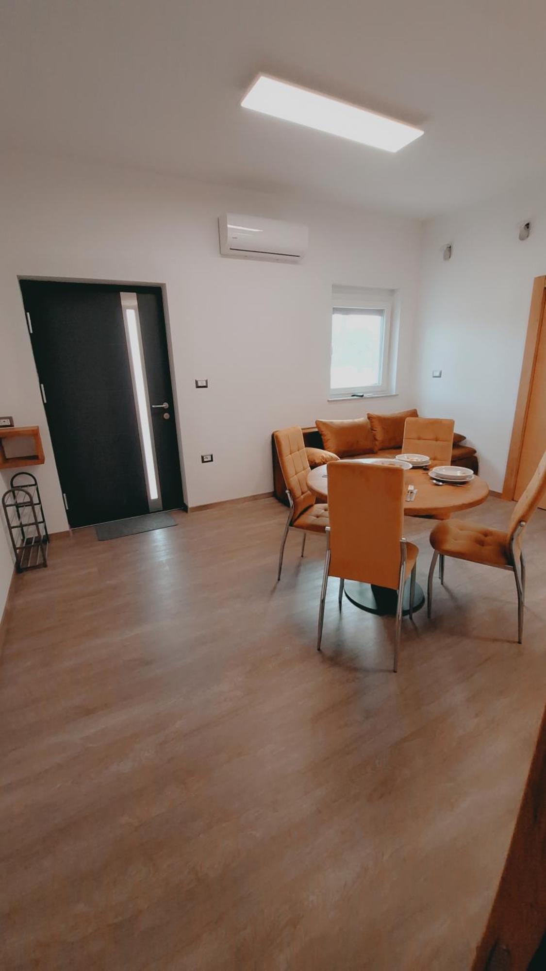 Apartments Roko Изола Екстериор снимка