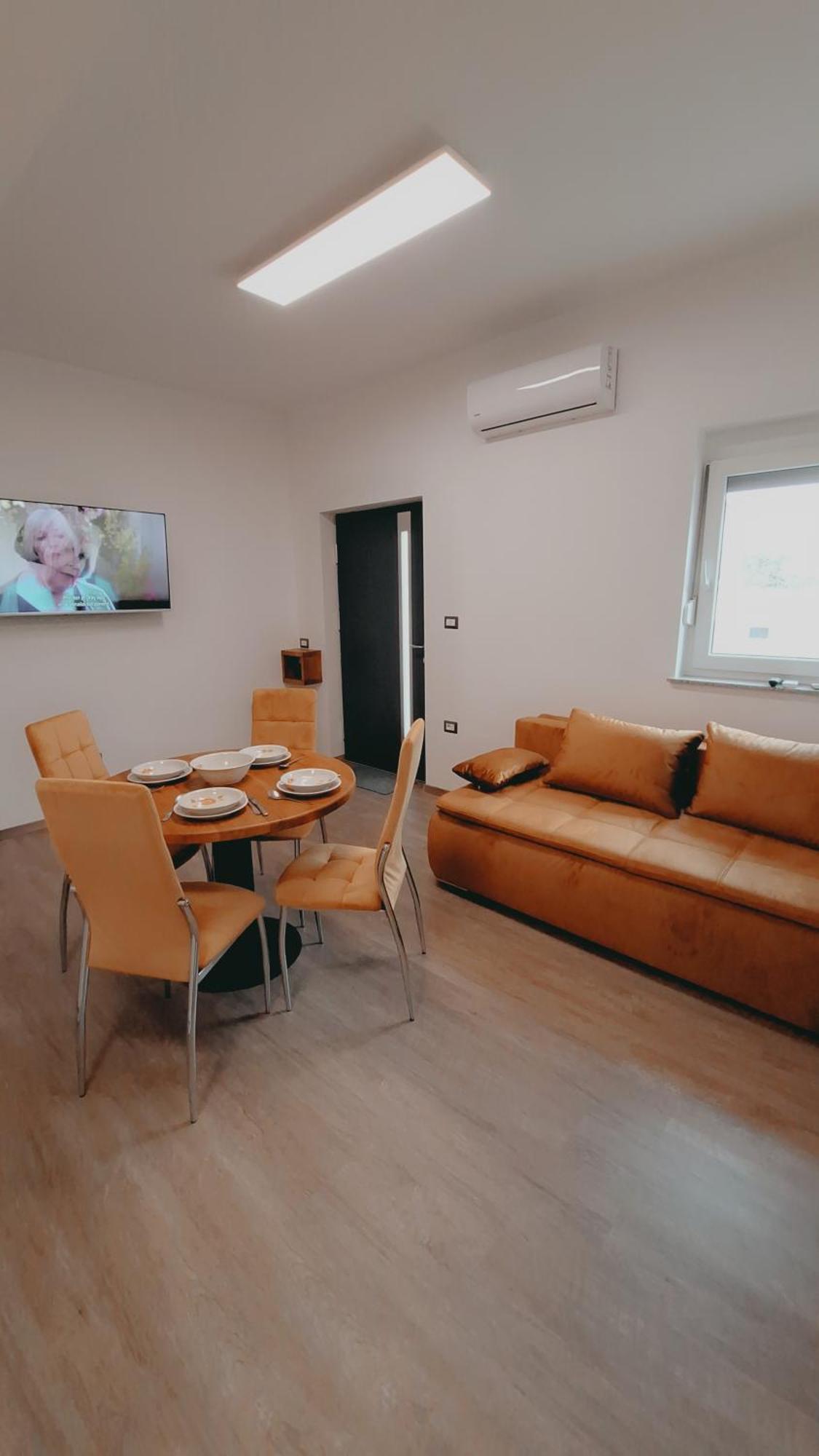 Apartments Roko Изола Екстериор снимка